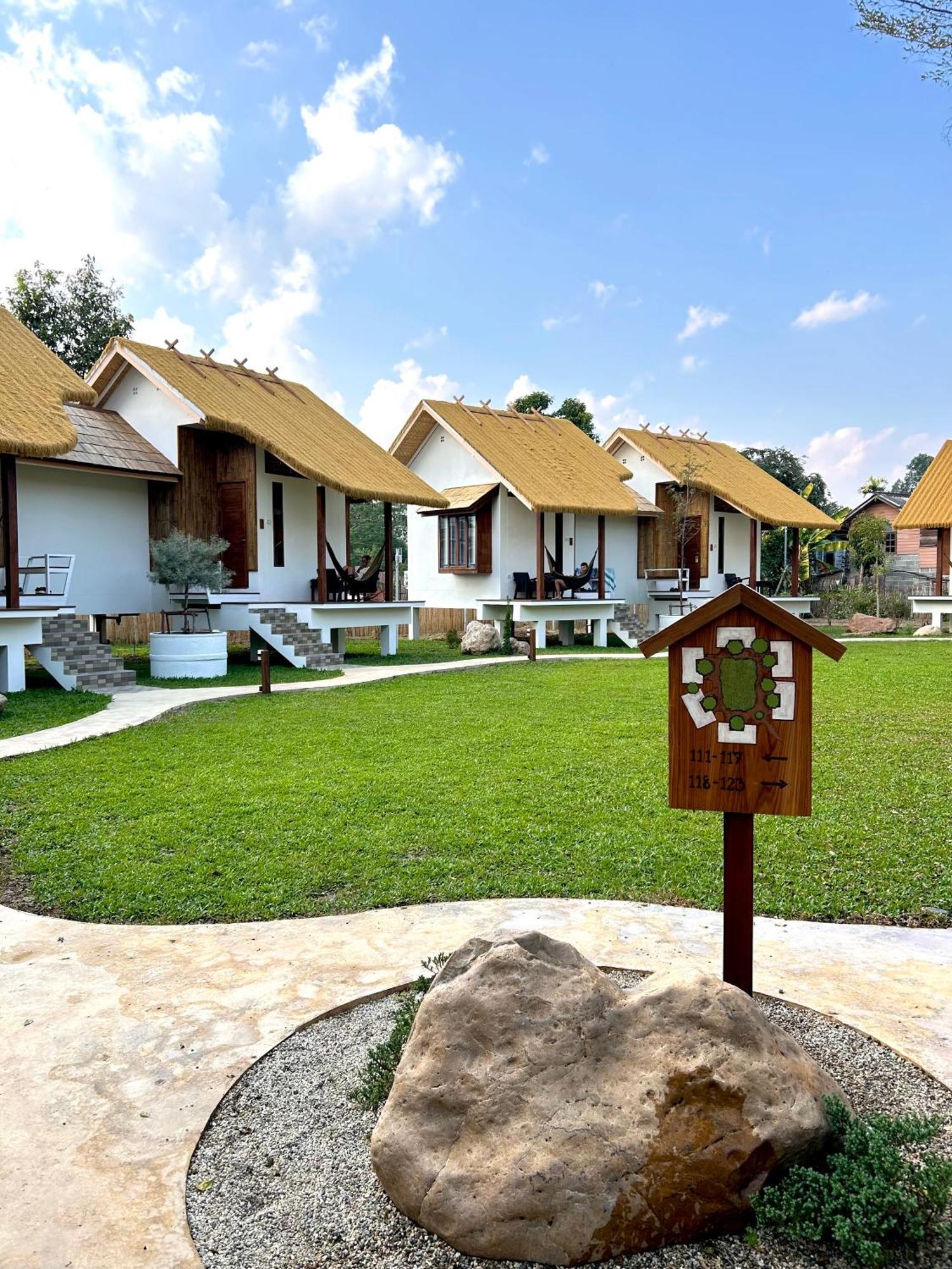 Country Hut Pai