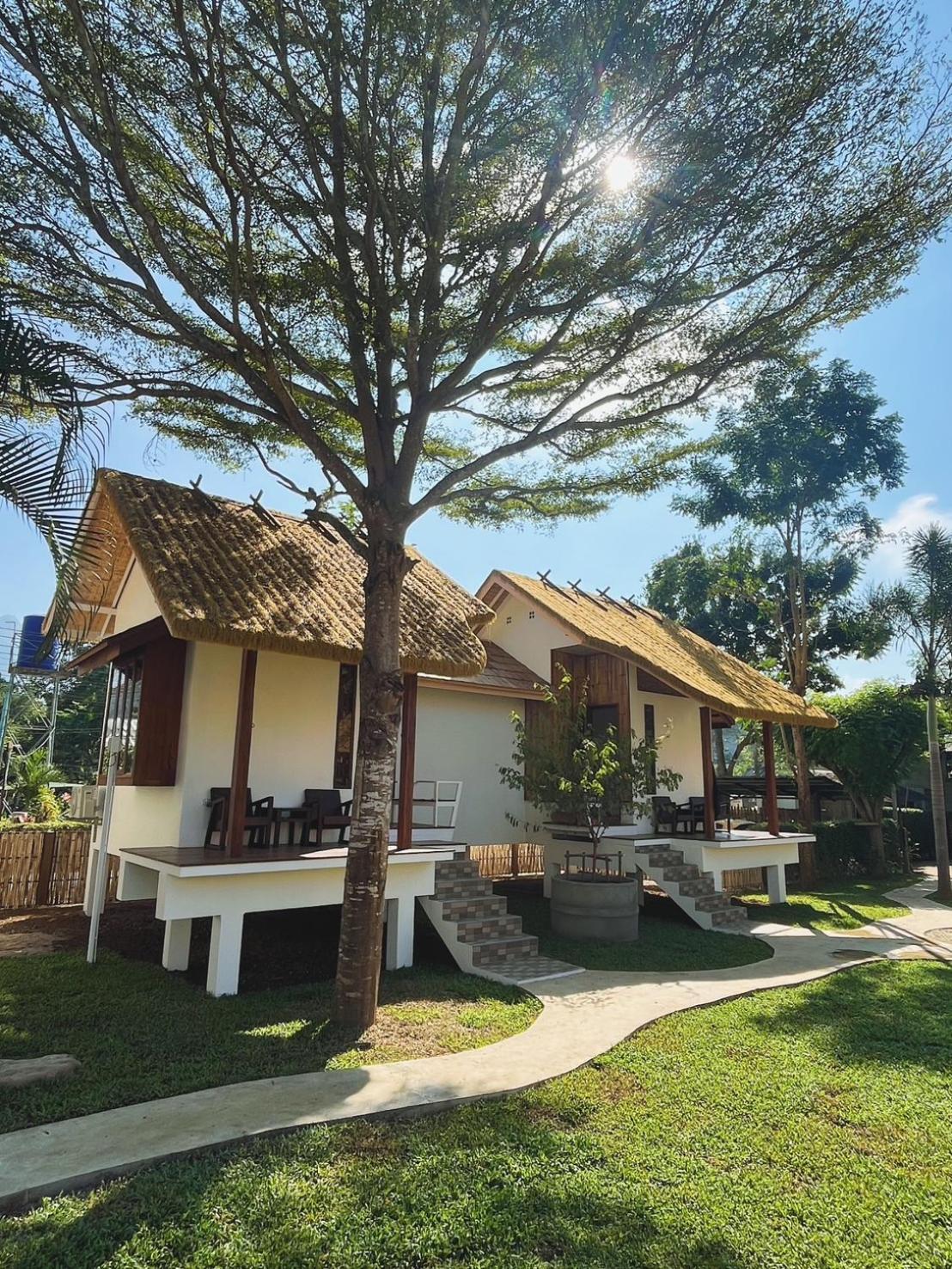 Country Hut 2* Pai